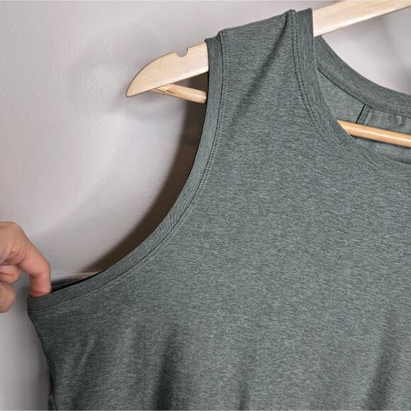 JOCKEY Sage Green Athletic Tank Top Size M - Picture 2 of 6